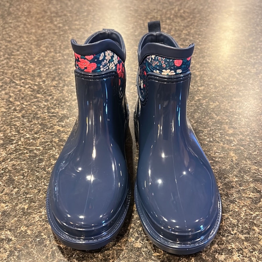 NWT Easy Spirit Martha Stewart Short Rain Boots